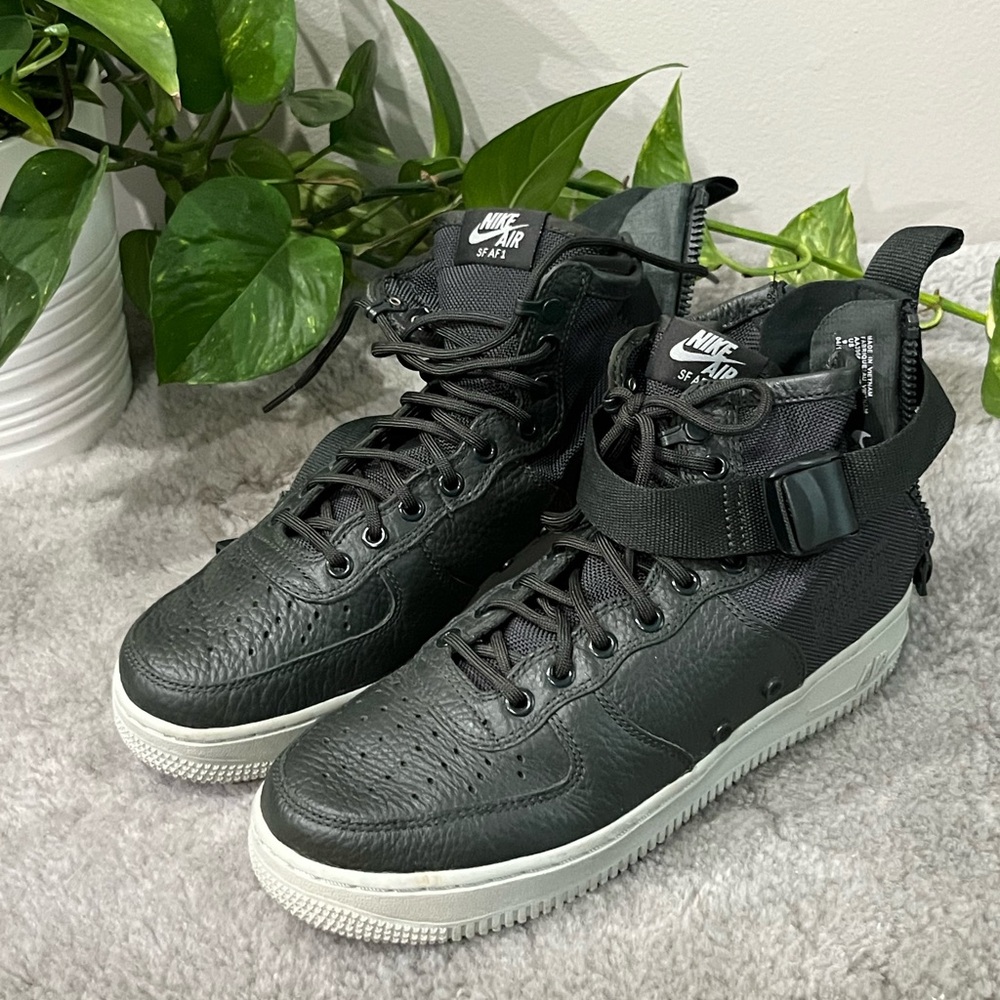 Nike SF Air Force 1 Mid